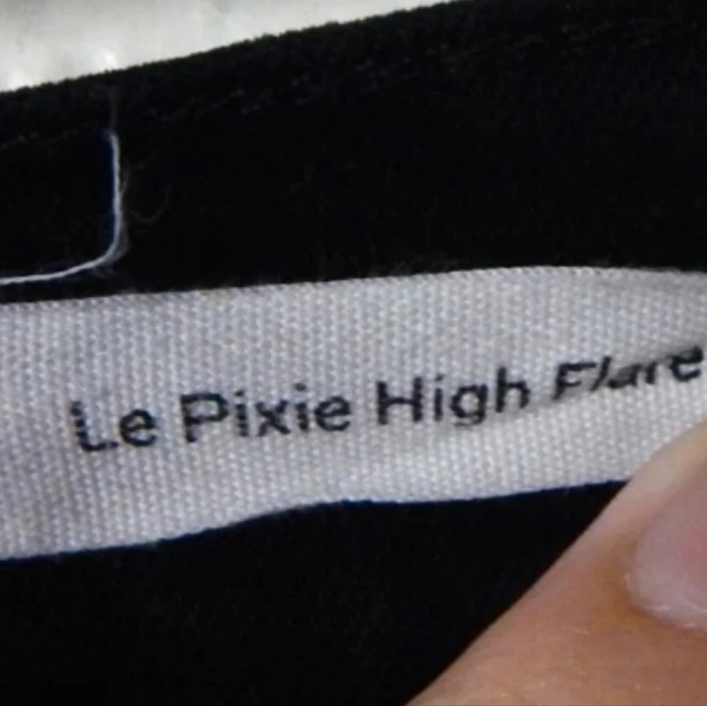 Frame Le Pixie High Flare Jeans